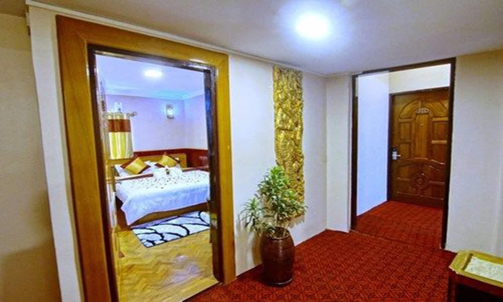 Palace View Hotel Mandalay Exterior photo