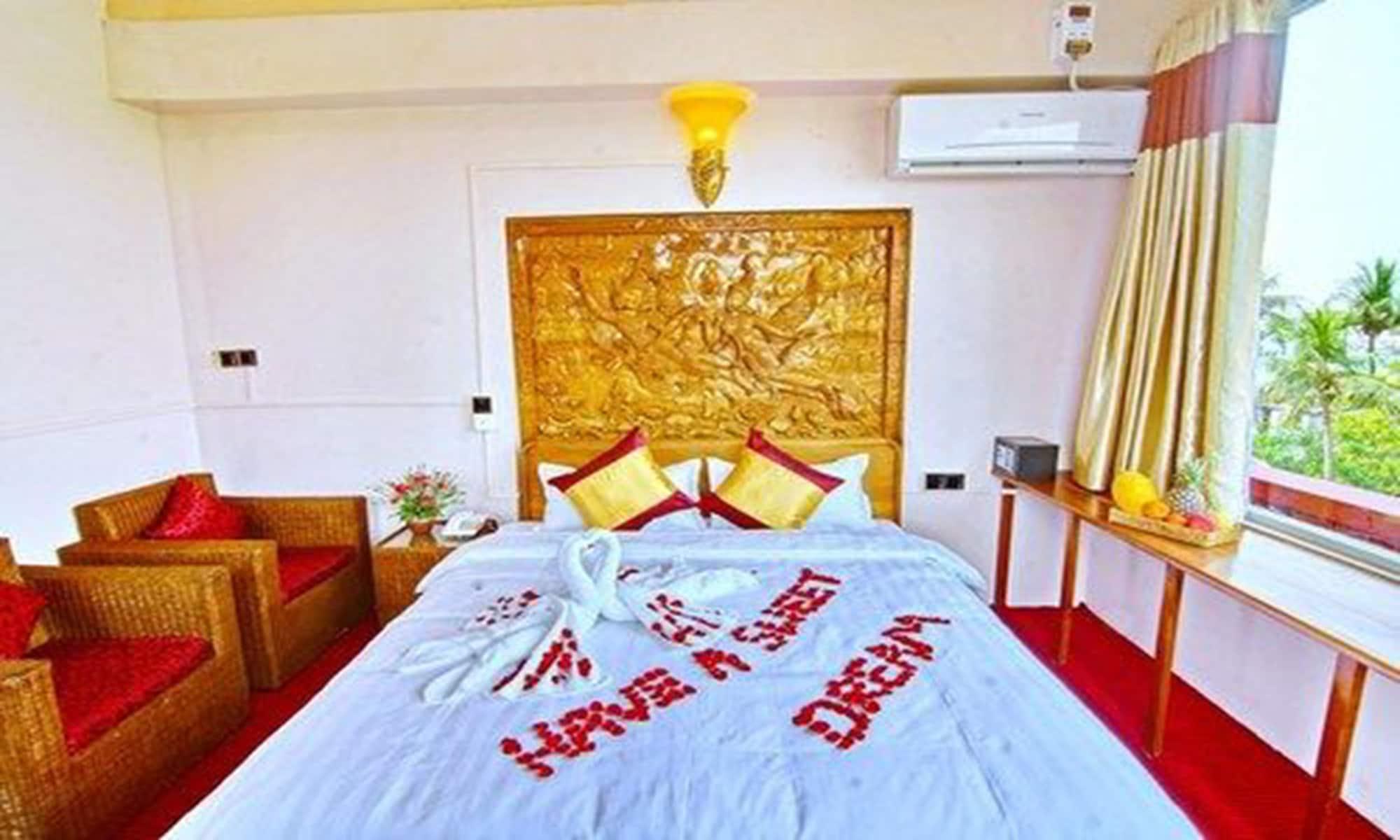Palace View Hotel Mandalay Exterior photo