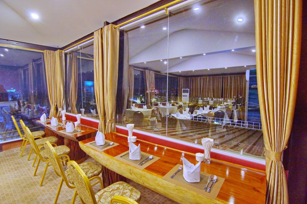 Palace View Hotel Mandalay Exterior photo