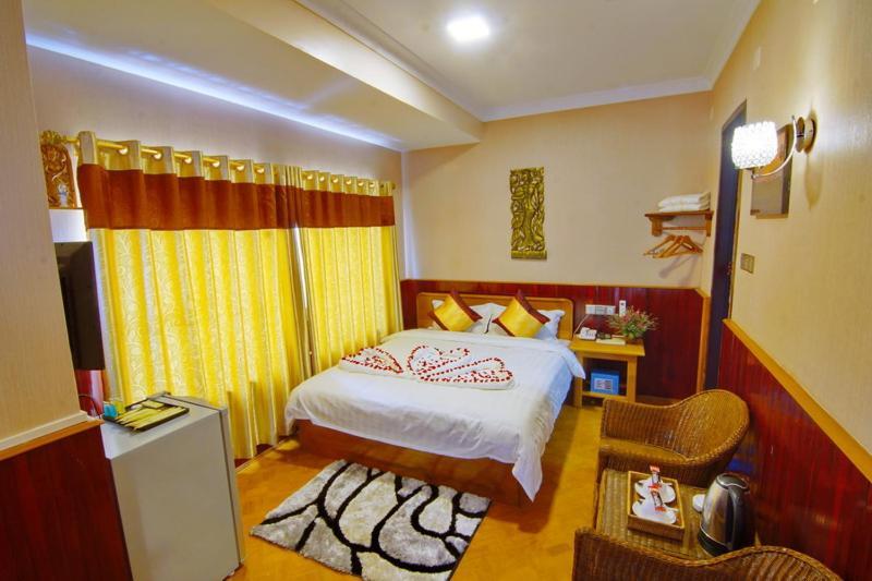 Palace View Hotel Mandalay Exterior photo
