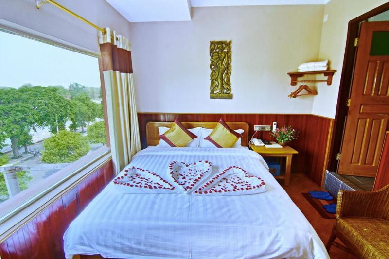 Palace View Hotel Mandalay Exterior photo